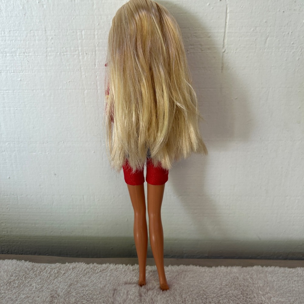 Vintage 1994 Mattel Baywatch Barbie Doll Lifeguard Red Jacket Whistle 13199 - Picture 4 of 8